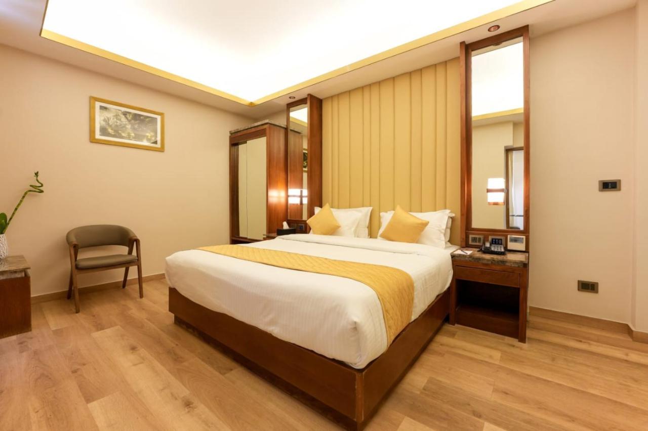 Marine Inn Hotel Коччи Экстерьер фото