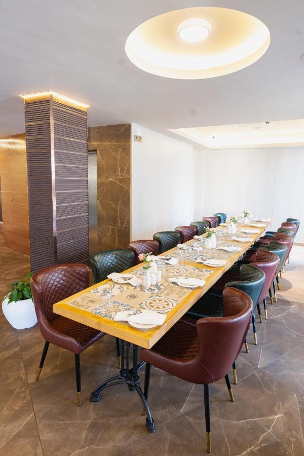 Marine Inn Hotel Коччи Экстерьер фото