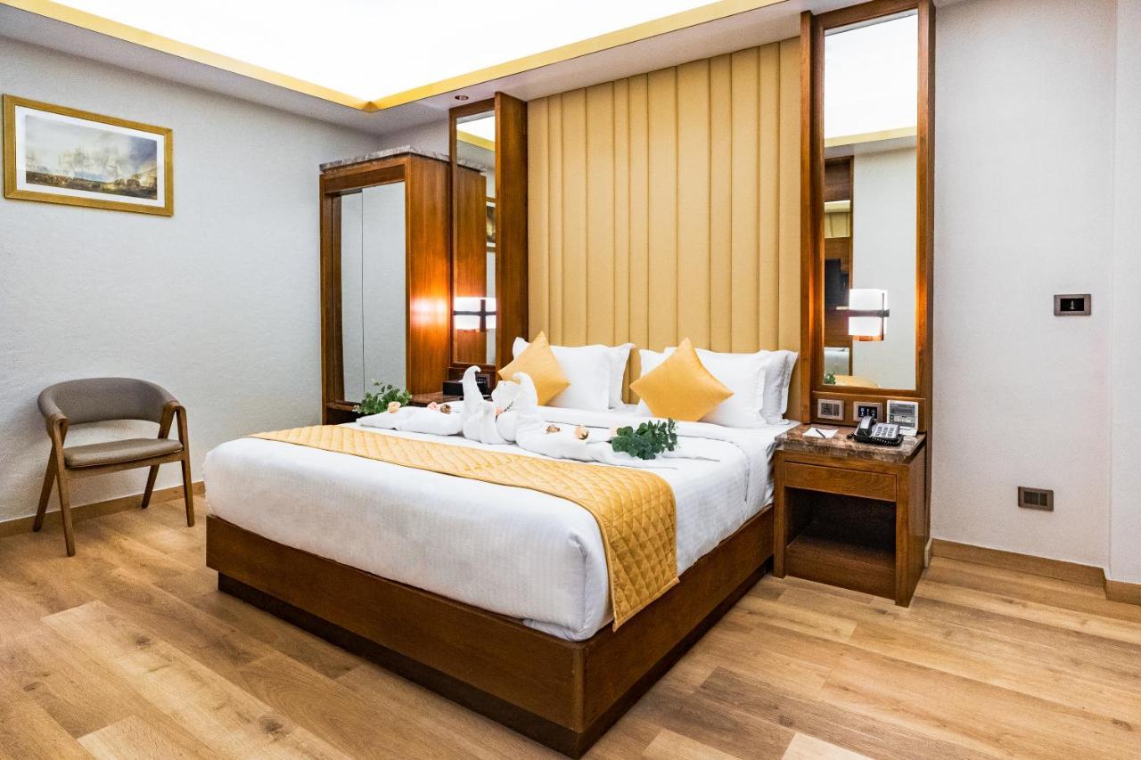 Marine Inn Hotel Коччи Экстерьер фото