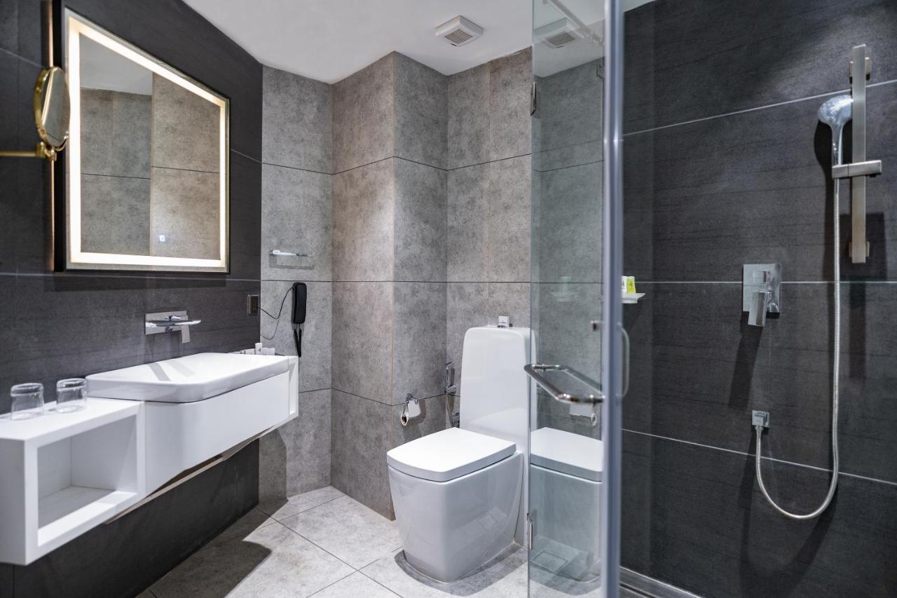 Marine Inn Hotel Коччи Экстерьер фото